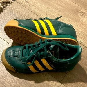 Adidas Samoa kids Green and Yellow Sneakers 💚💛